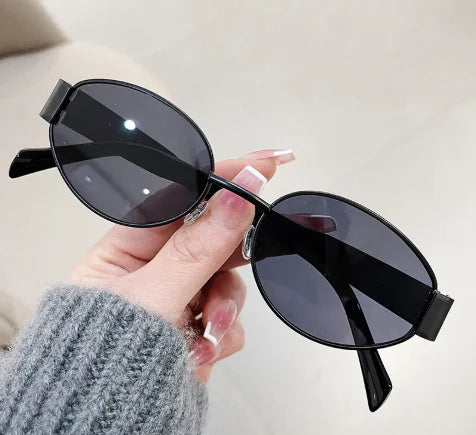 Retro Oval Glasses