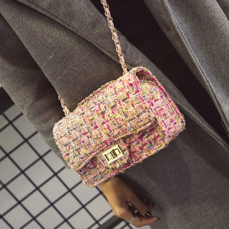 Fashionable Women's Small Square Shoulder Bag with Chain